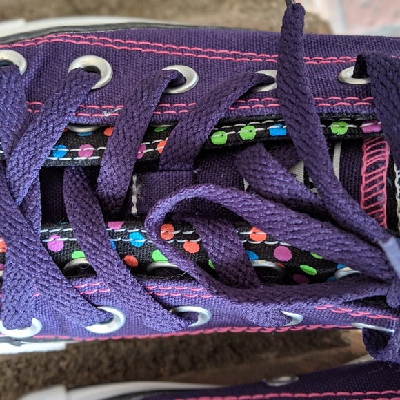 NWOT Purple Dotted Converse All Stars, Sz 6 - Picture 4 of 8